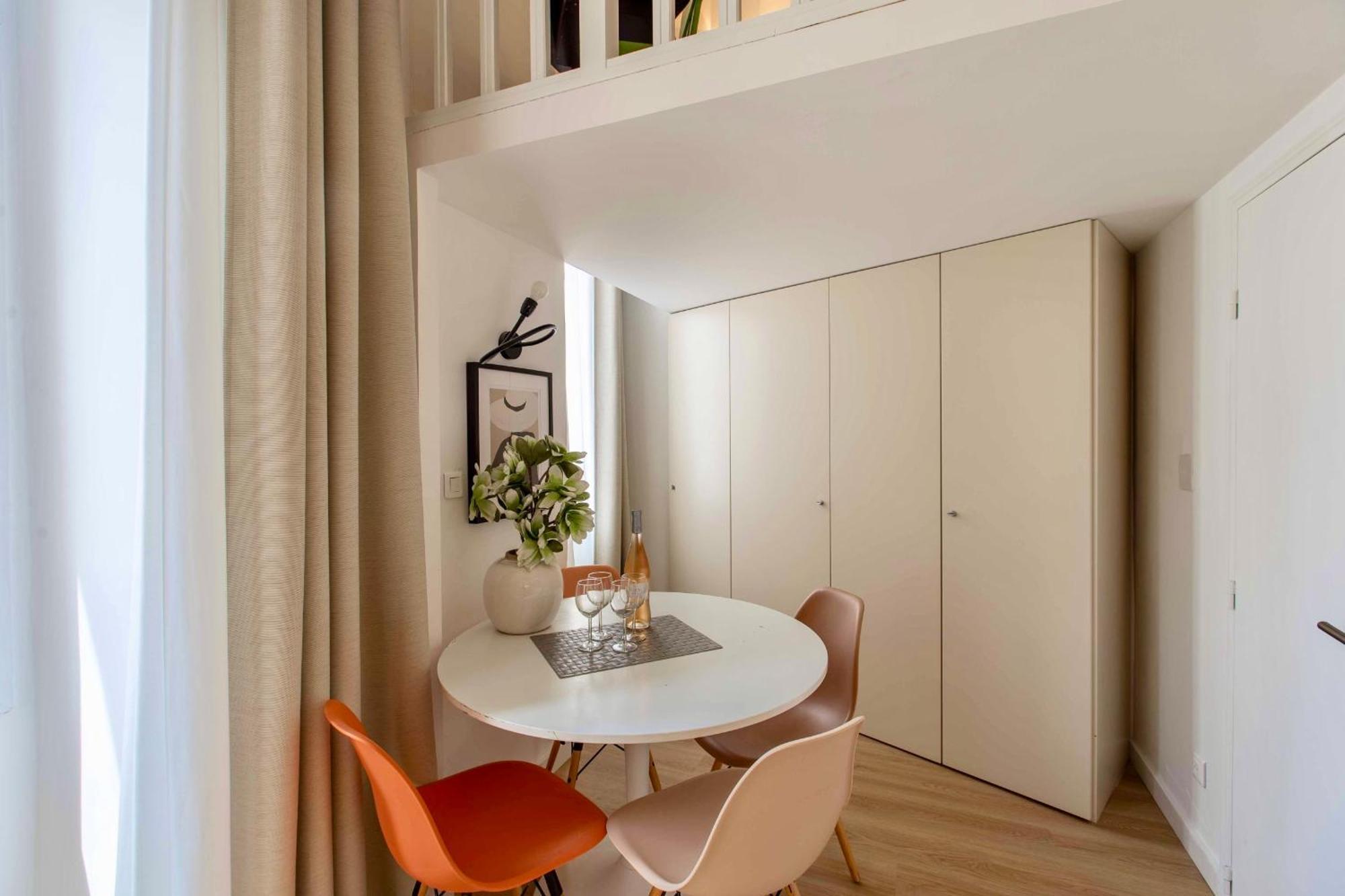Suede Promenade Duplex Apartment At 1 Min From The Sea 2 Bathrooms Nice Exterior photo