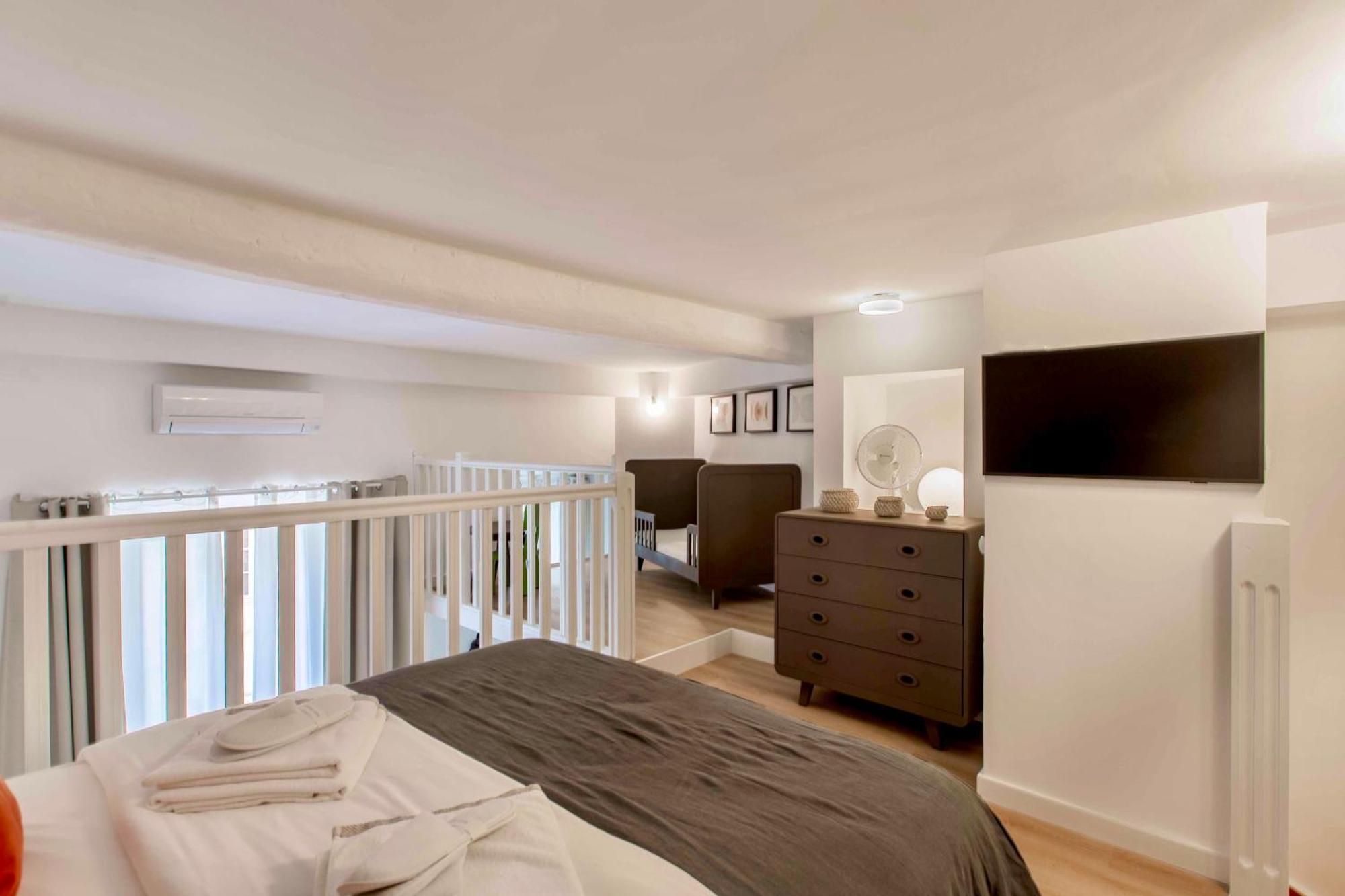 Suede Promenade Duplex Apartment At 1 Min From The Sea 2 Bathrooms Nice Exterior photo